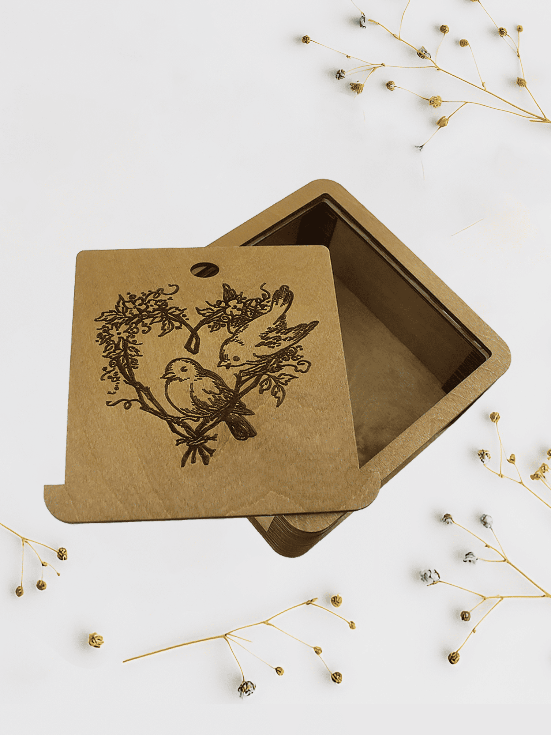 Ручная сборка коробки из фанеры, плотная посадка элементов